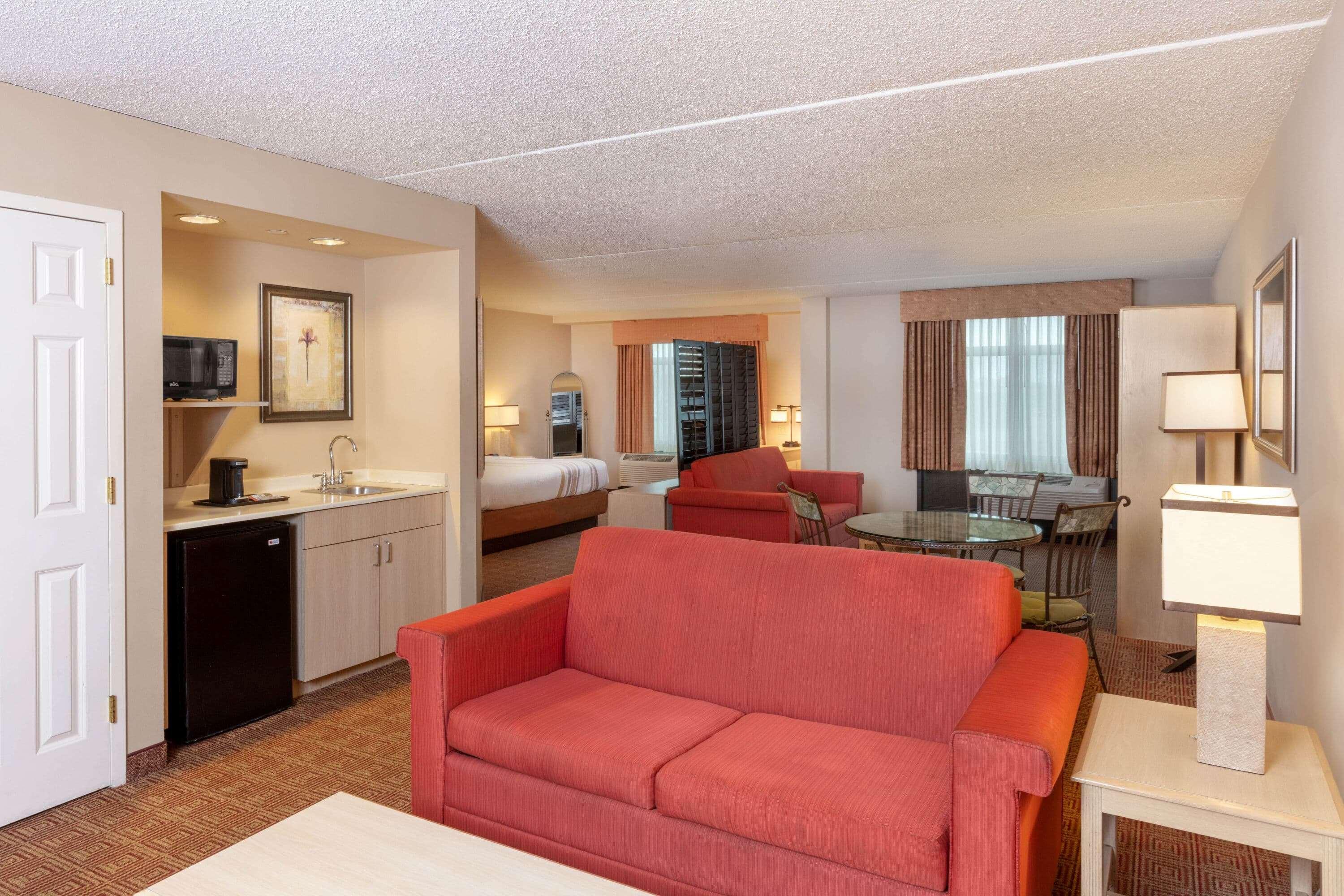La Quinta By Wyndham Garden City Exterior foto