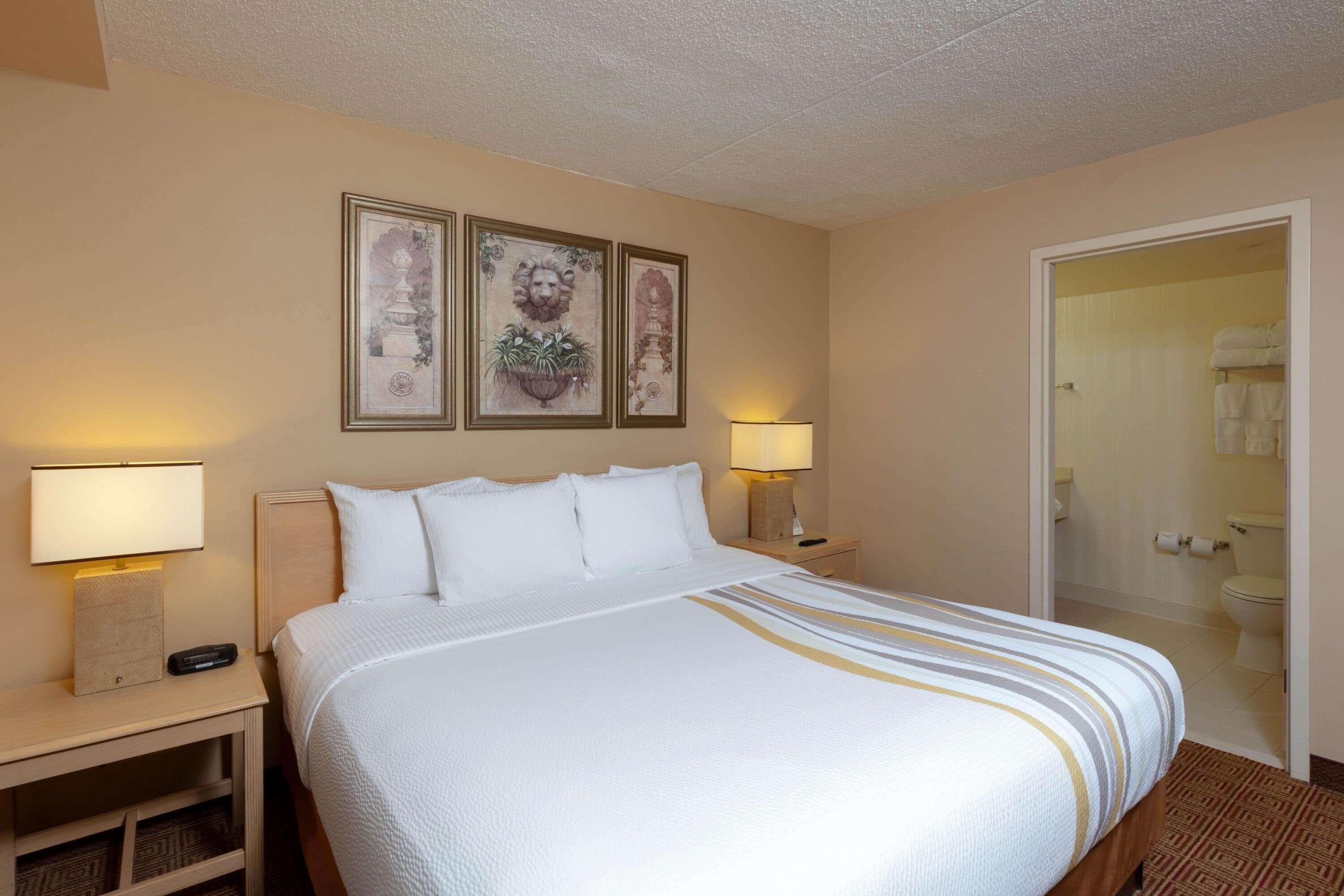 La Quinta By Wyndham Garden City Exterior foto