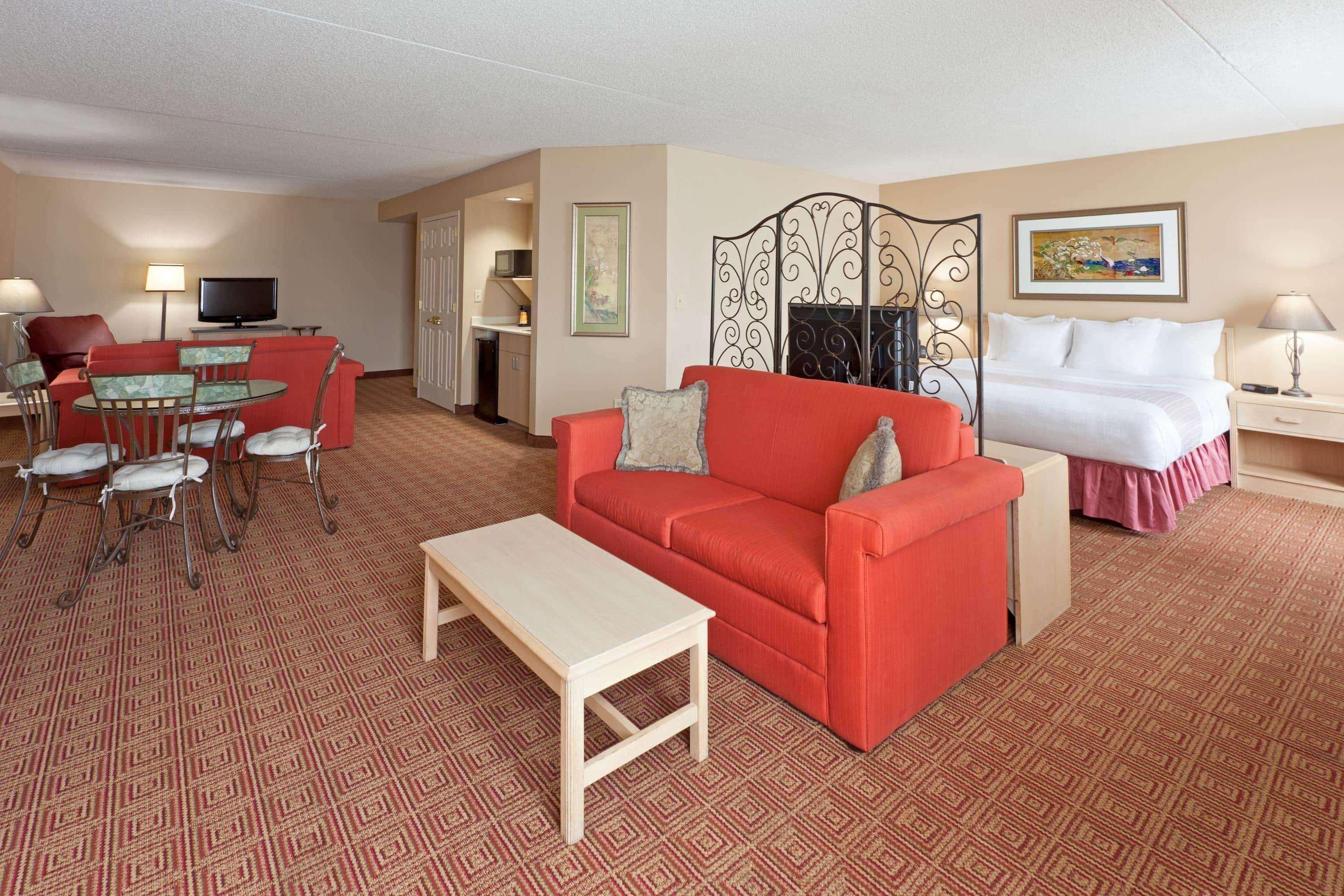 La Quinta By Wyndham Garden City Exterior foto